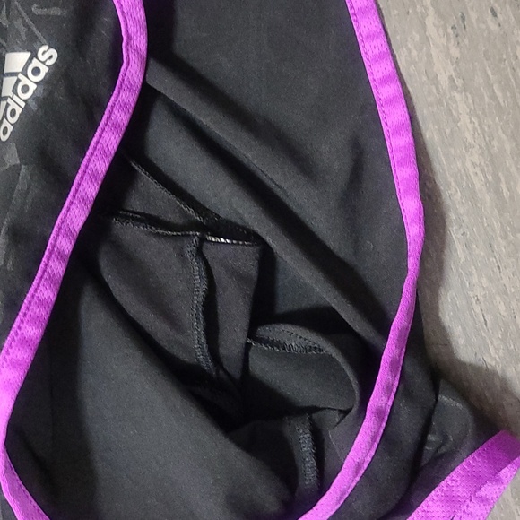 3/15❤️Adidas Climate Lined shorts. XS - Picture 5 of 10